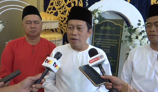 Datuk Seri Ahmad Maslan berkata tindakan lanjut diserahkan kepada pihak berkuasa mengikut jalur undang-undang negara.